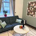 Residences アパート タリン