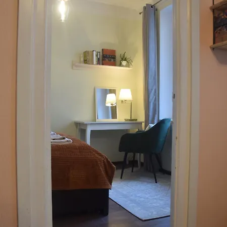 아파트 Residences *